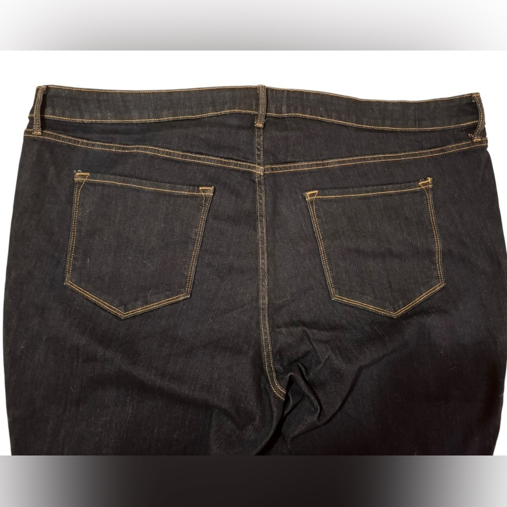 NWT Old Navy Mid-Rise Boot-Cut Jeans in Deep Blue - Picture 5 of 7